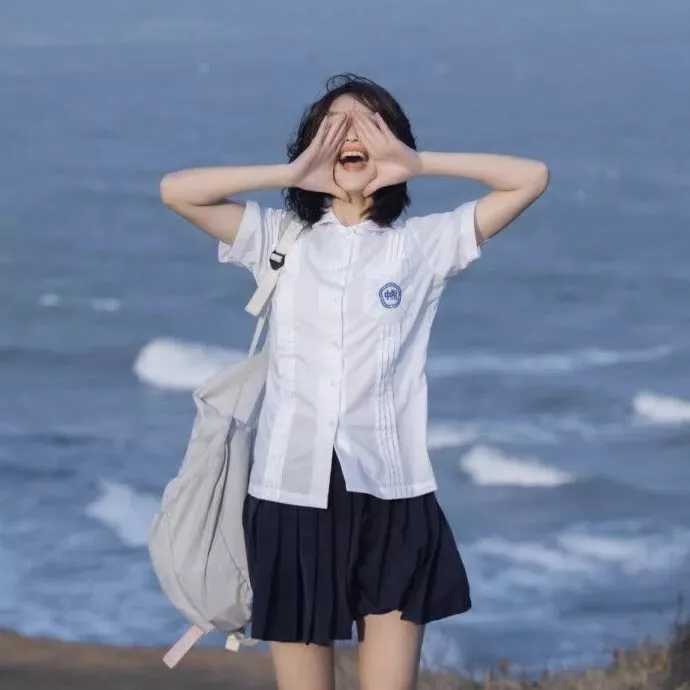 qq头像女生遮脸头像