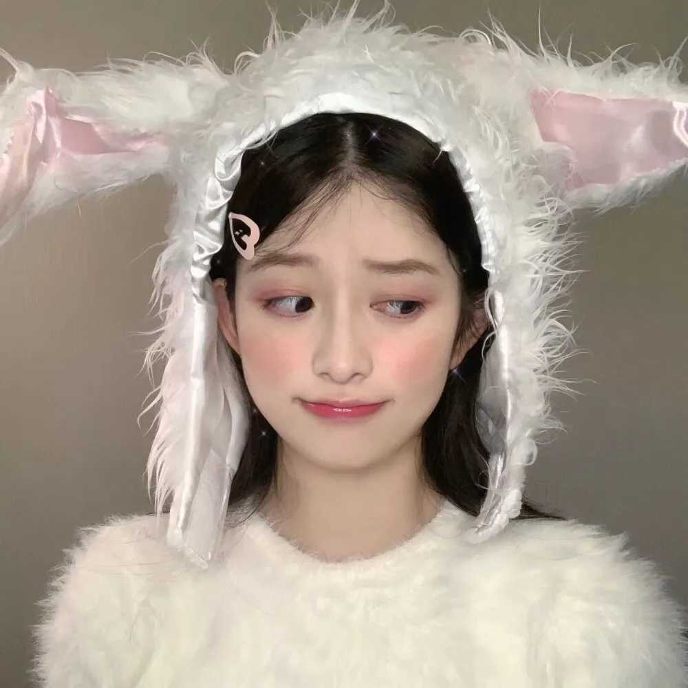 女生头像阳光清纯向上