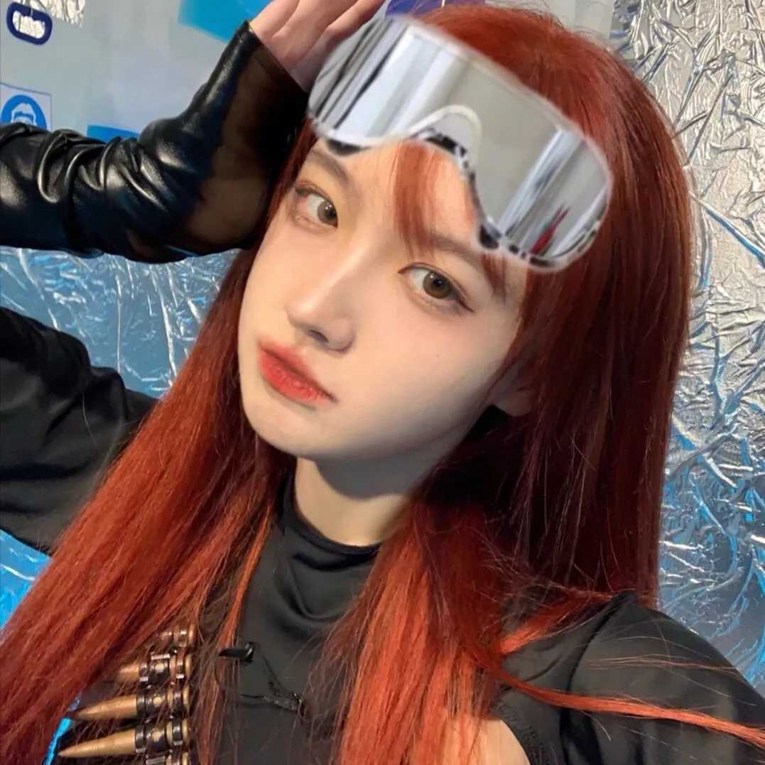 女生头像阳光清纯向上