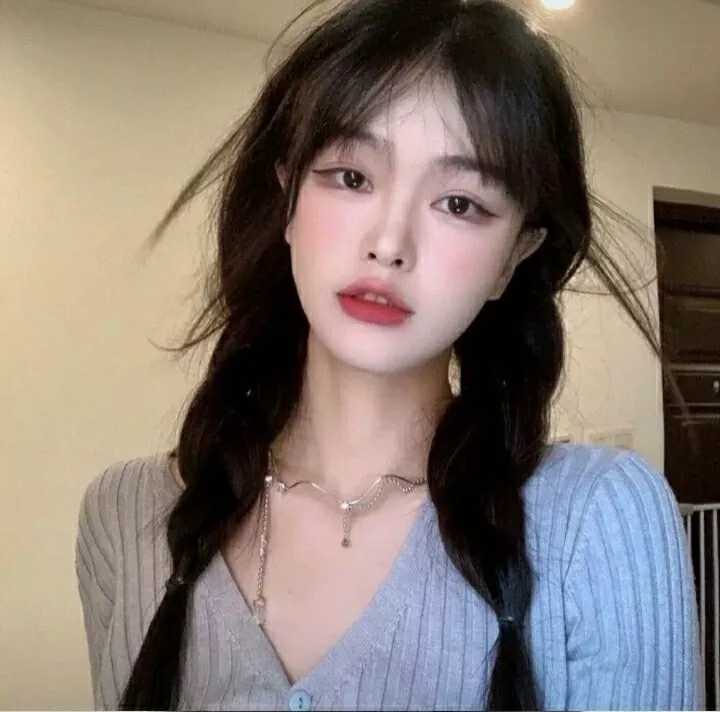 ins冷淡女生头像