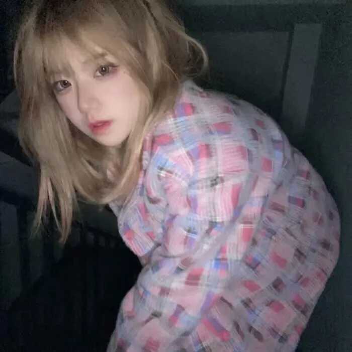 搞怪qq头像女生