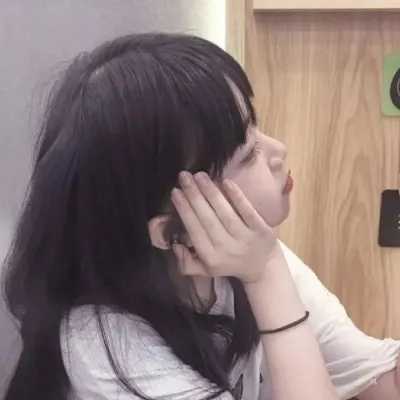 ins干净好看头像