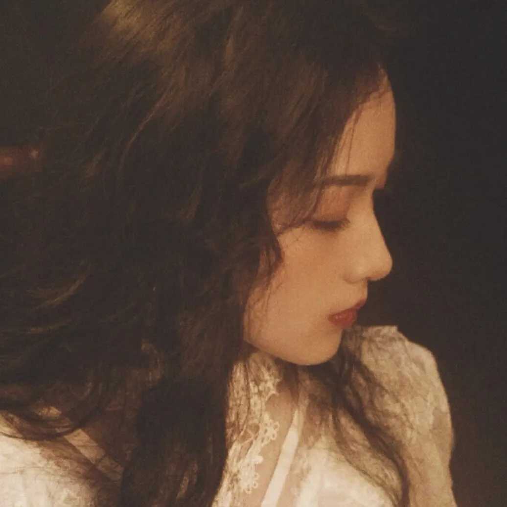 唯美复古森系女生头像