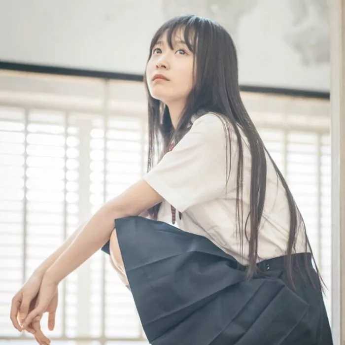校服女生头像