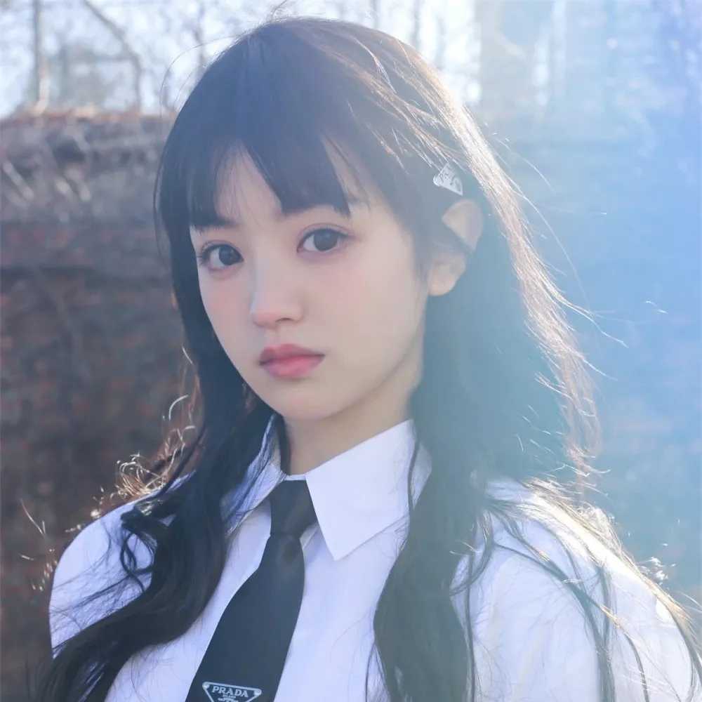 田曦薇头像